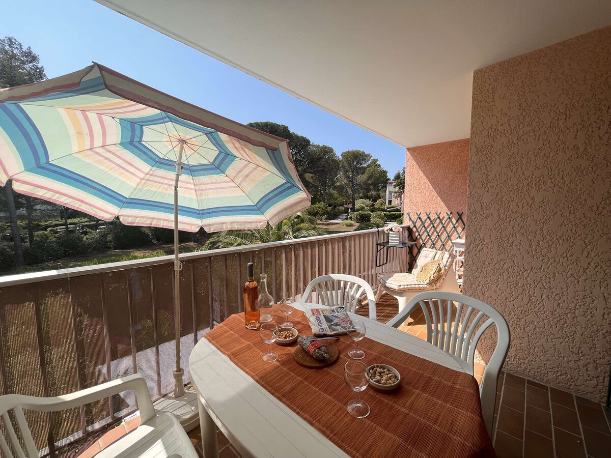 Appartement 2 pièces, terrasse et parking à 400m de la plage - Photo 2