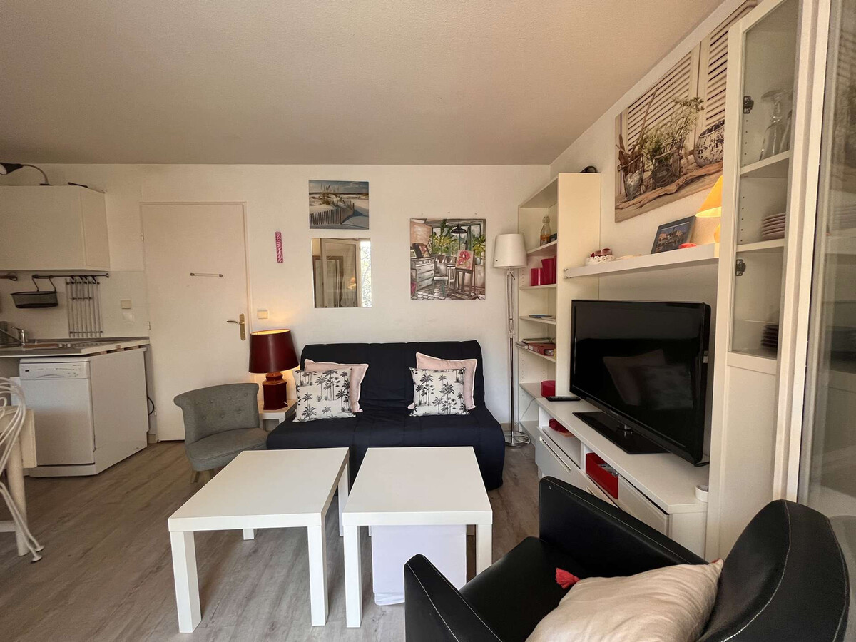 Appartement 2 pièces, terrasse et parking à 400m de la plage - Photo 5