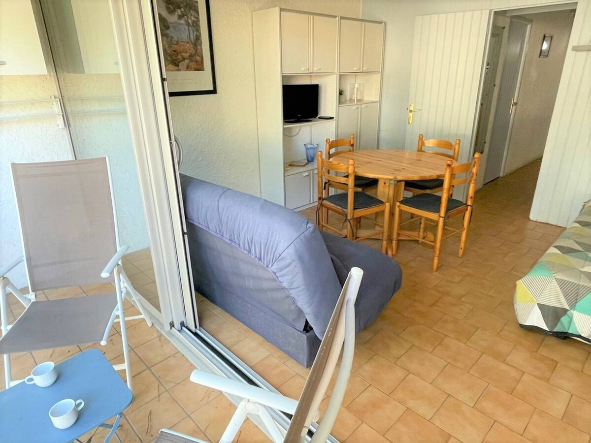 Studio cabine 4 pers. à 200m de la plage, balcon - Photo 3