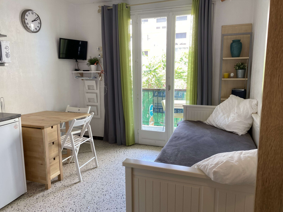 Studio climatisé avec balcon à Balaruc-les-Bains - Photo 2