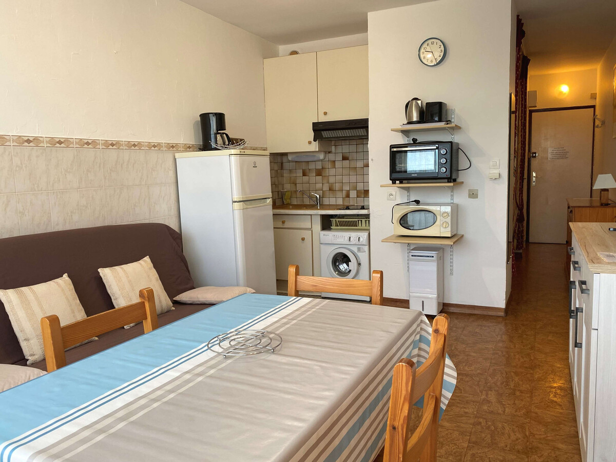 T1 lumineux Résidence des Bains avec cuisine équipée - Photo 4