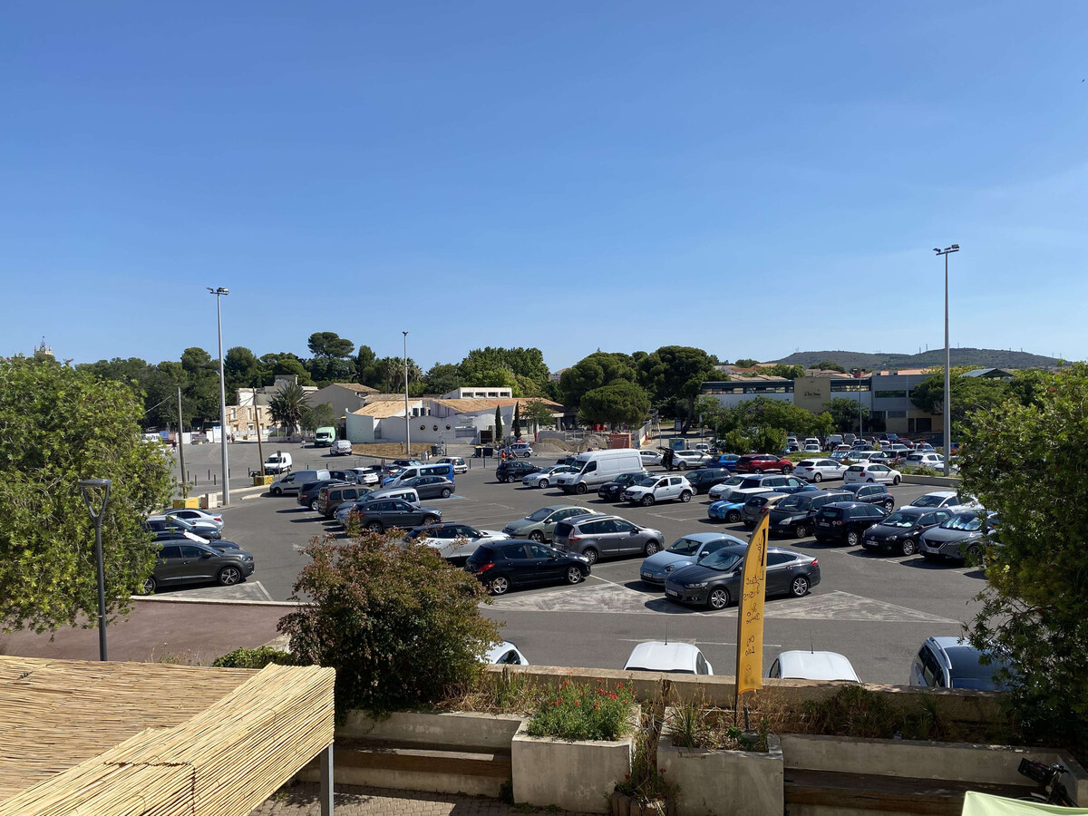 T1 lumineux Résidence des Bains avec cuisine équipée - Photo 9