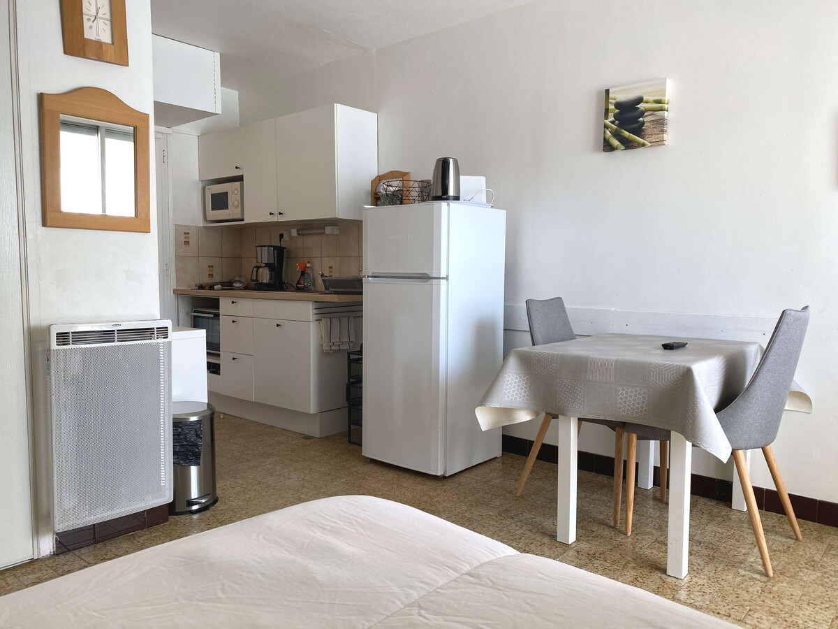 Studio lumineux sud avec loggia à Balaruc-les-Bains - Photo 5