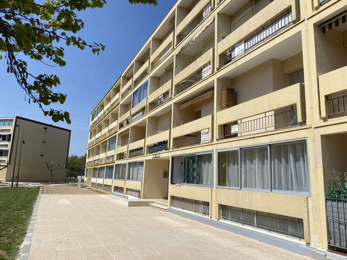 Studio lumineux sud avec loggia à Balaruc-les-Bains - Photo 15
