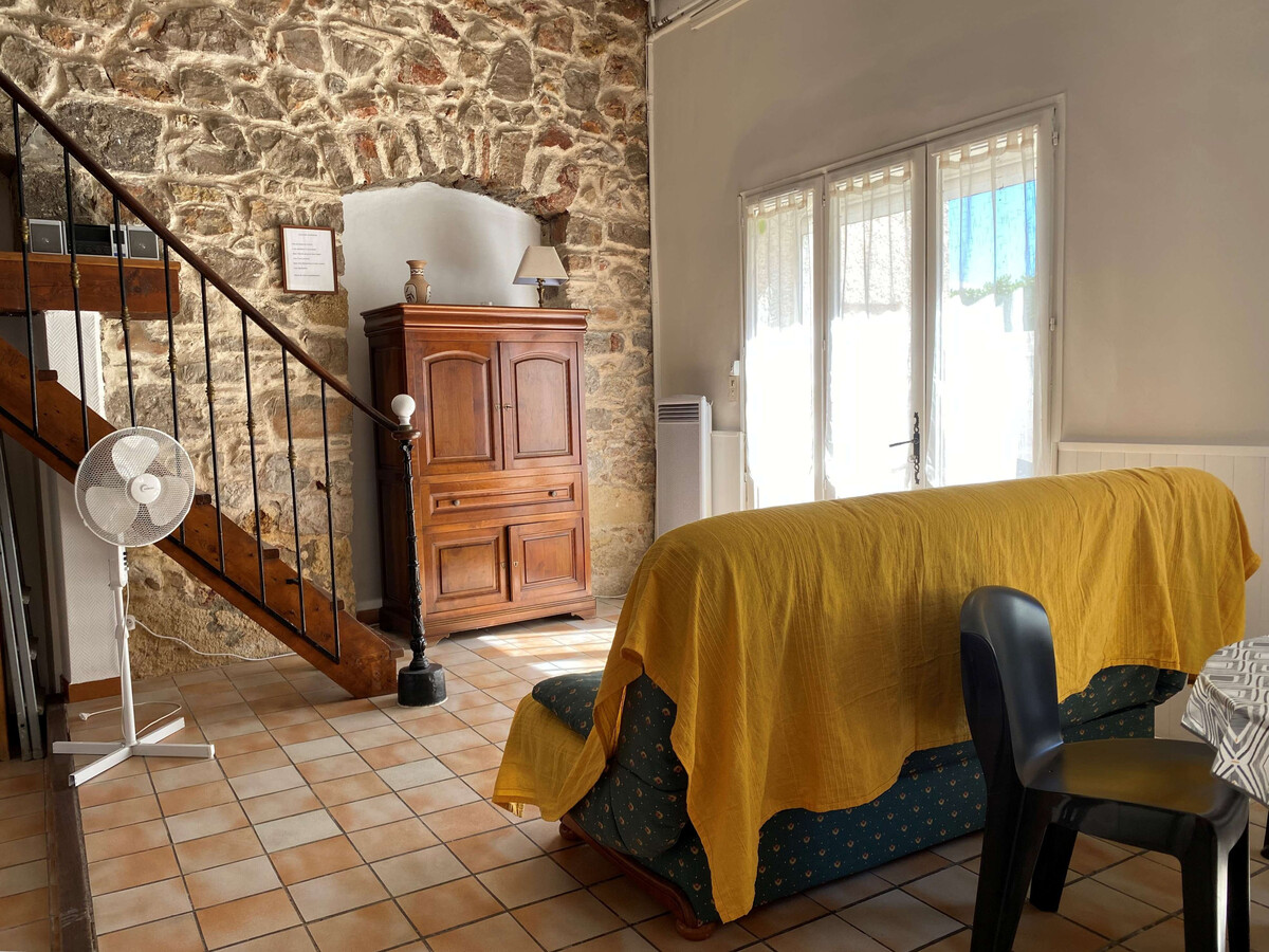 Appartement T3 atypique avec cour privée à Balaruc-les-Bains - Photo 3