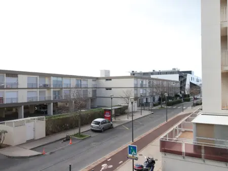 T1 rénové avec parking privé à Balaruc-les-Bains : photo 13