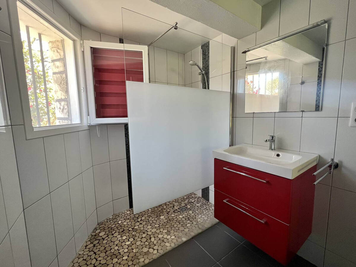 T1 Bis rénové Cambo-les-Bains avec terrasse et jardin - Photo 10