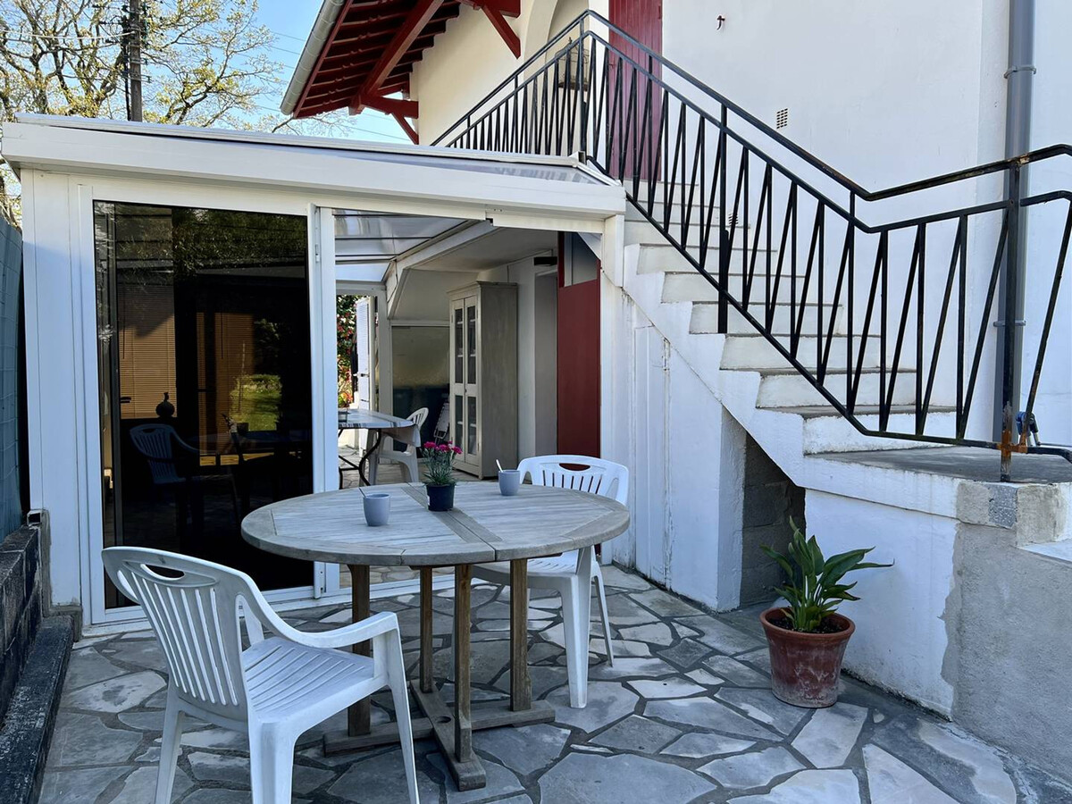 T1 Bis rénové Cambo-les-Bains avec terrasse et jardin - Photo 14