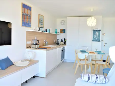 Appartement vue mer 2ème étage avec parking à Cavalaire : photo 6