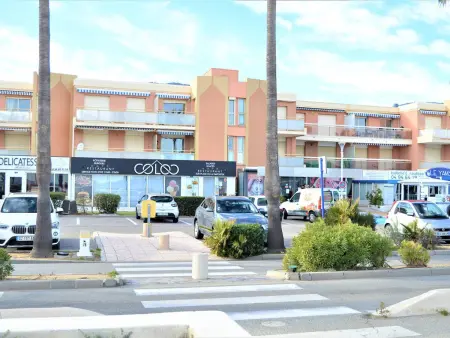 Appartement vue mer 2ème étage avec parking à Cavalaire : photo 13
