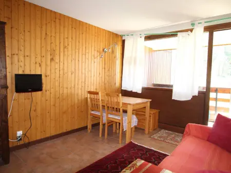 Duplex Ferme d'Augustin à Montgenèvre, skis aux pieds : photo 3