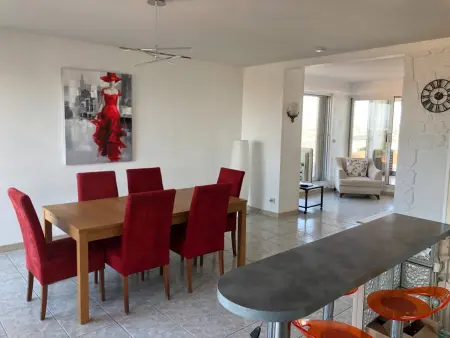 T4 standing au Barcarès, vue mer traversante, 7e étage : photo 2