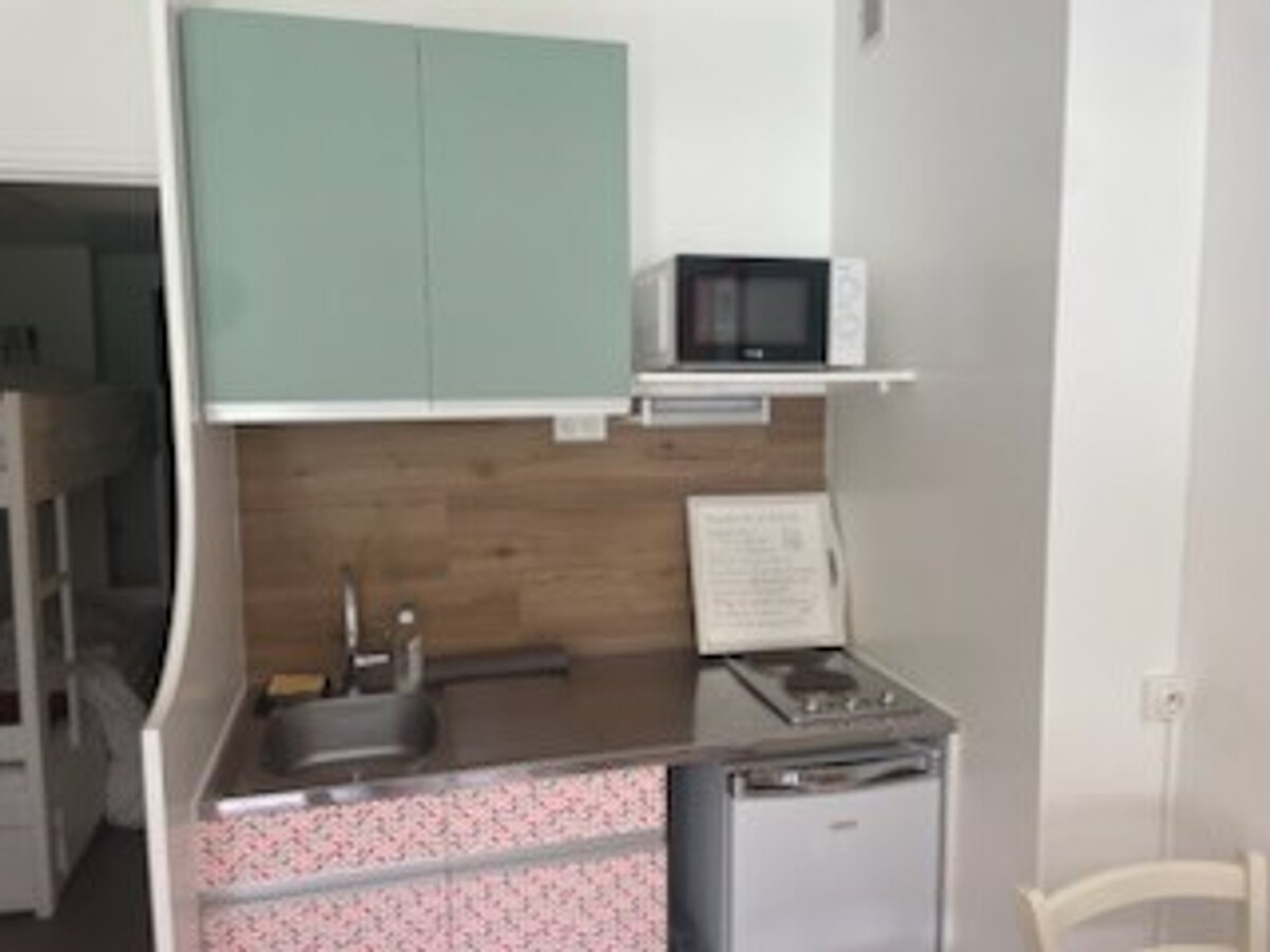 Studio 4 pers Pra Loup 1600 : terrasse sud vue pistes - Photo 2