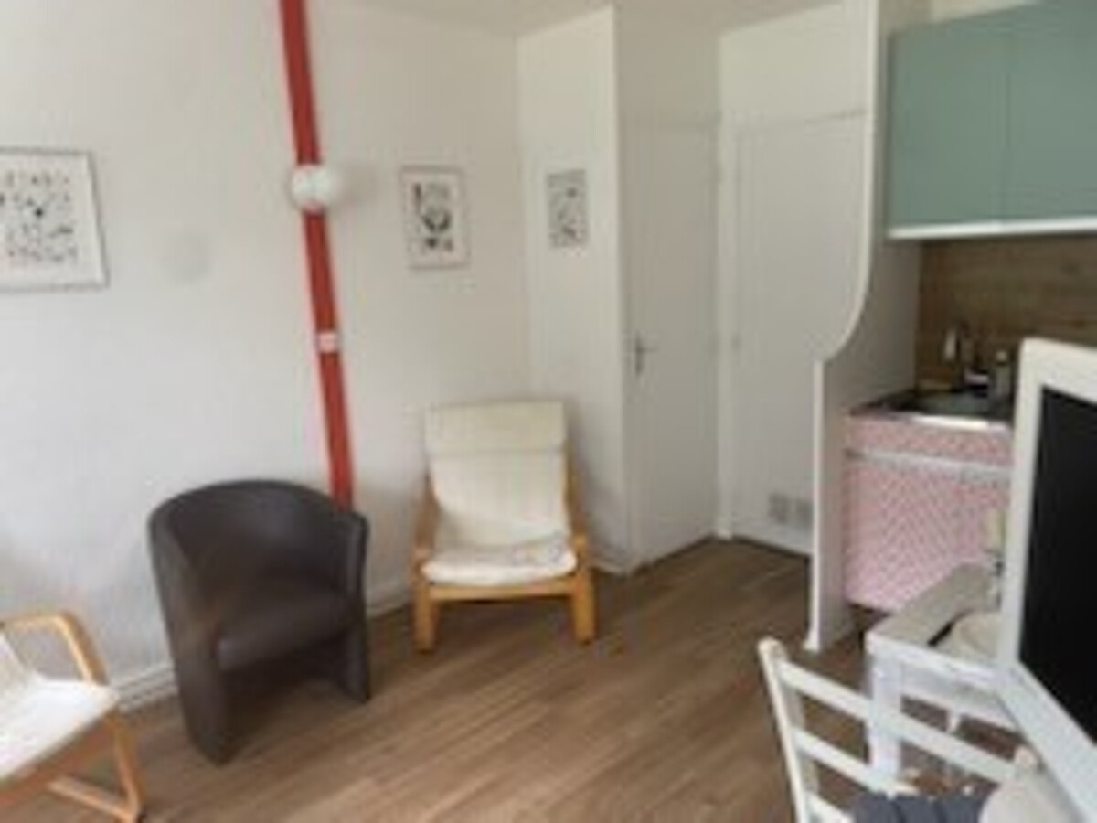 Studio 4 pers Pra Loup 1600 : terrasse sud vue pistes - Photo 8