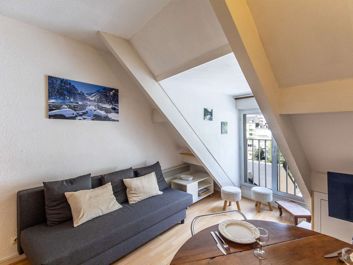 Appartement T2 Cauterets, au pied de la télécabine - Photo 1