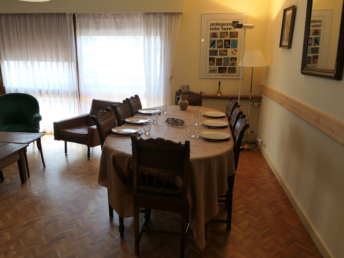 Appartement 3 pièces 81 m² à Saint-Gervais, grand balcon - Photo 3