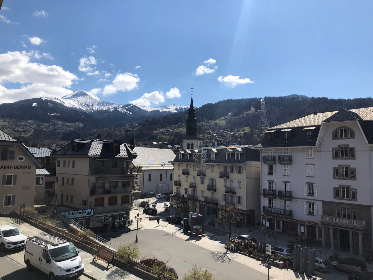Appartement 3 pièces 81 m² à Saint-Gervais, grand balcon - Photo 15