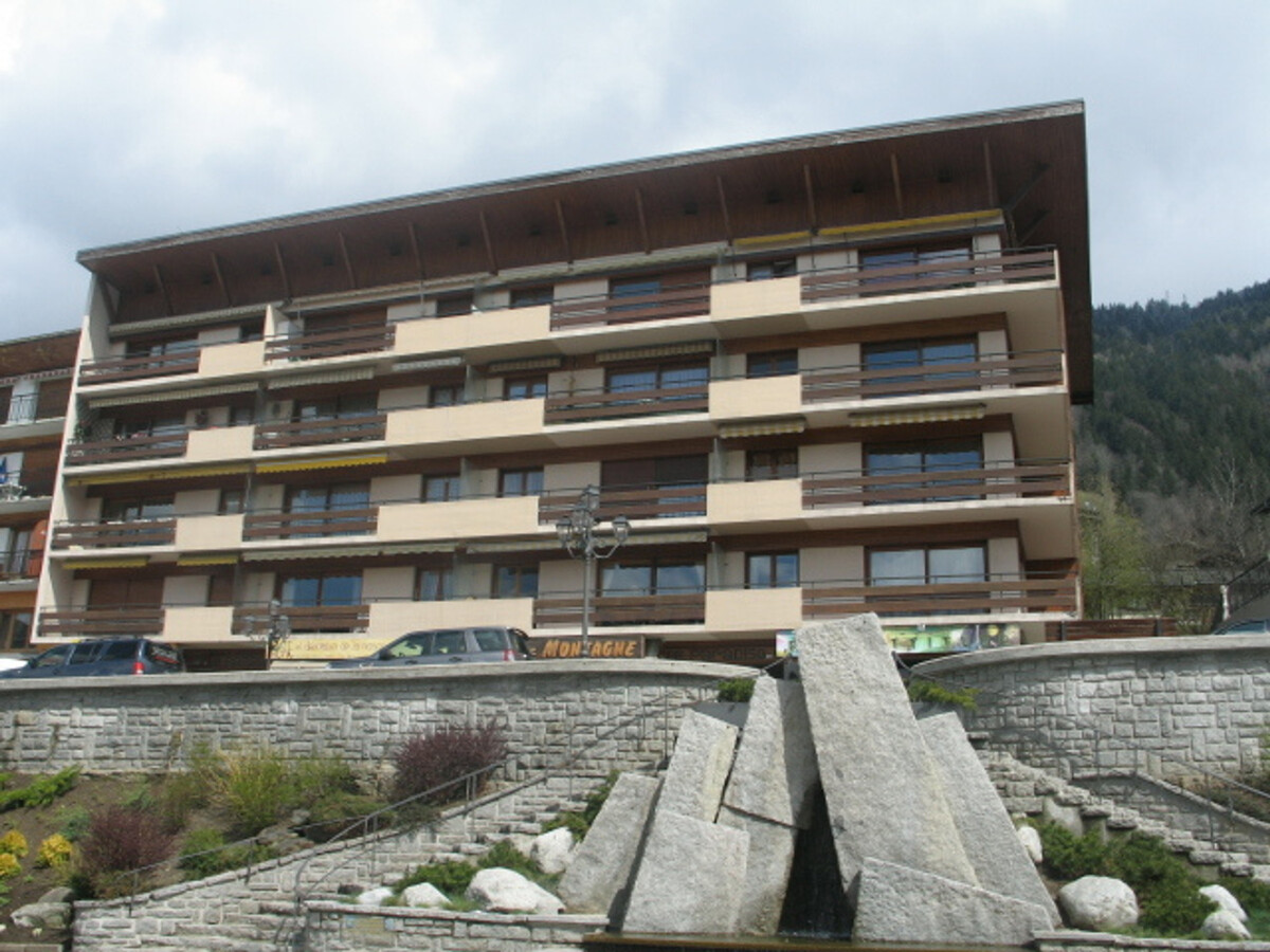 Appartement 3 pièces 81 m² à Saint-Gervais, grand balcon - Photo 17