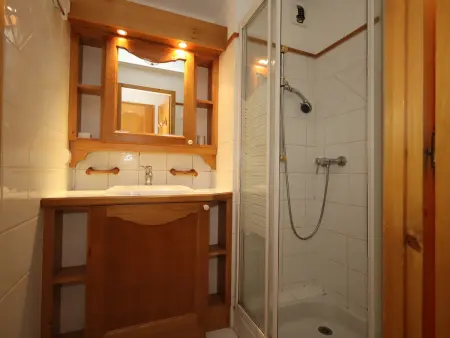 2 pièces cabine 36m² aux Houches, accès direct pistes : photo 5