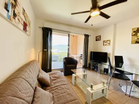 Appartement à Propriano : Vue mer, piscine et 2 chambres : photo 2