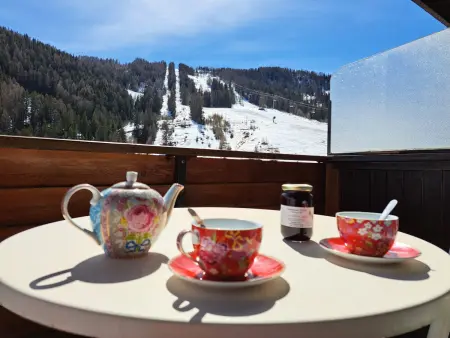 Studio cabine 6 pers. Pra-Loup, balcon sud vue pistes : photo 3
