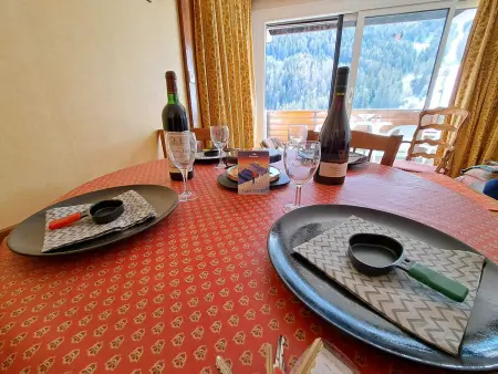 Studio cabine 6 pers. Pra-Loup, balcon sud vue pistes : photo 4