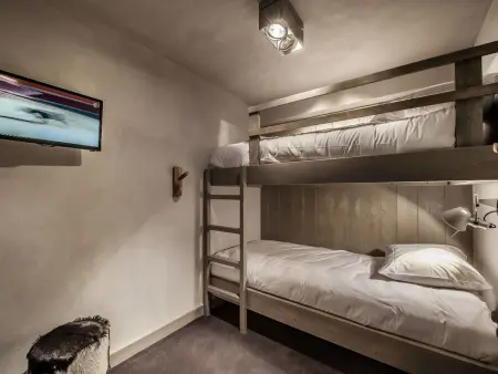 Appartement spacieux contemporain à Courchevel avec parking et wifi : photo 10