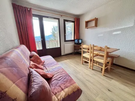Studio 21m² à 50m des pistes, balcon et parking : photo 6