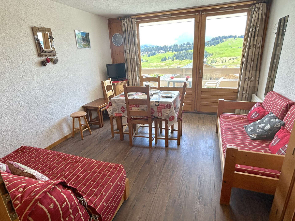 Studio cabine 4 pers aux Saisies, balcon sud - Photo 1