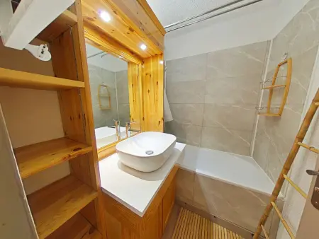 Appartement 2 pièces cosy, balcon sud-ouest, centre Les Saisies : photo 5