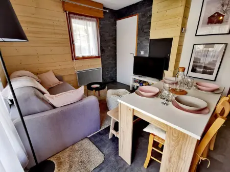 Appartement rénové 35 m² avec garage, Les Gets : photo 2