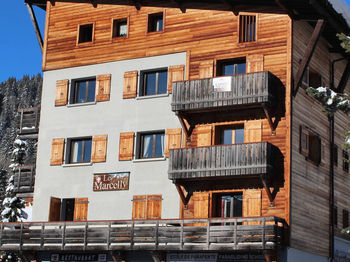 Appartement 3 étoiles aux Gets, balcon vue pistes - Photo 14
