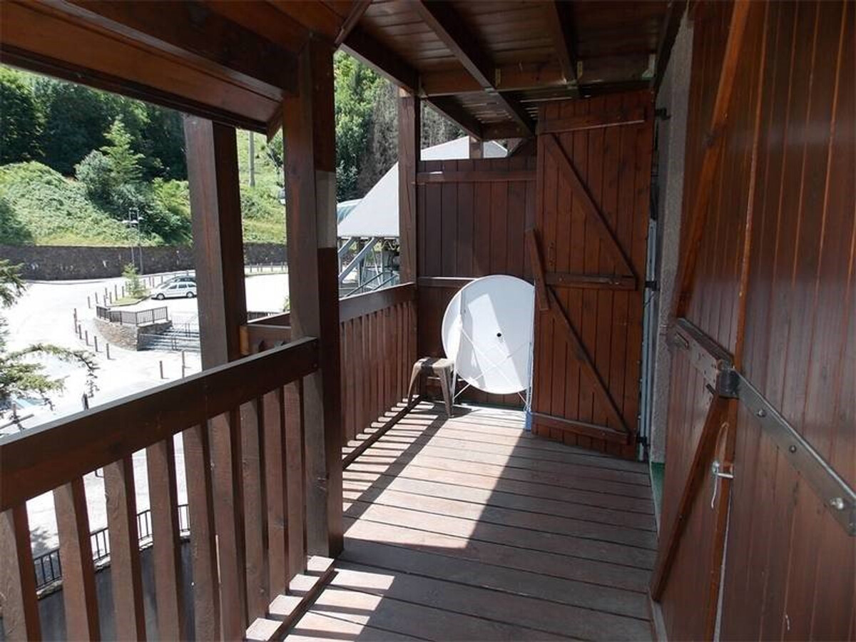 T3 Bagnères-de-Luchon au pied de la télécabine, balcon sud - Photo 5