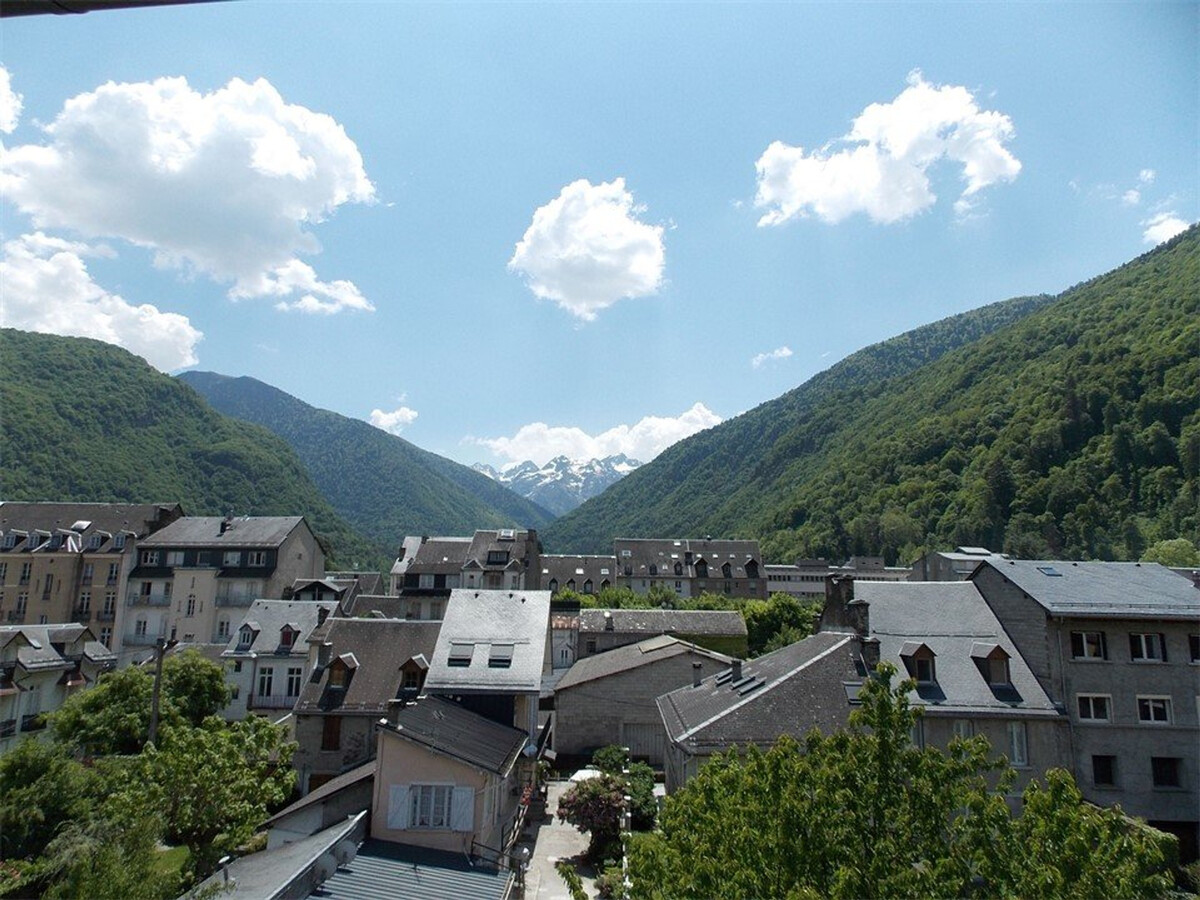 Studio sud calme avec balcon et parking à Bagnères-de-Luchon - Photo 3