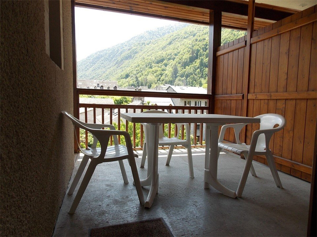 Studio sud calme avec balcon et parking à Bagnères-de-Luchon - Photo 6
