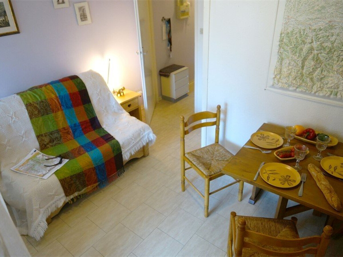 Studio cabine 25 m² balcon sud, parking privé à Bagnères-de-Luchon - Photo 2