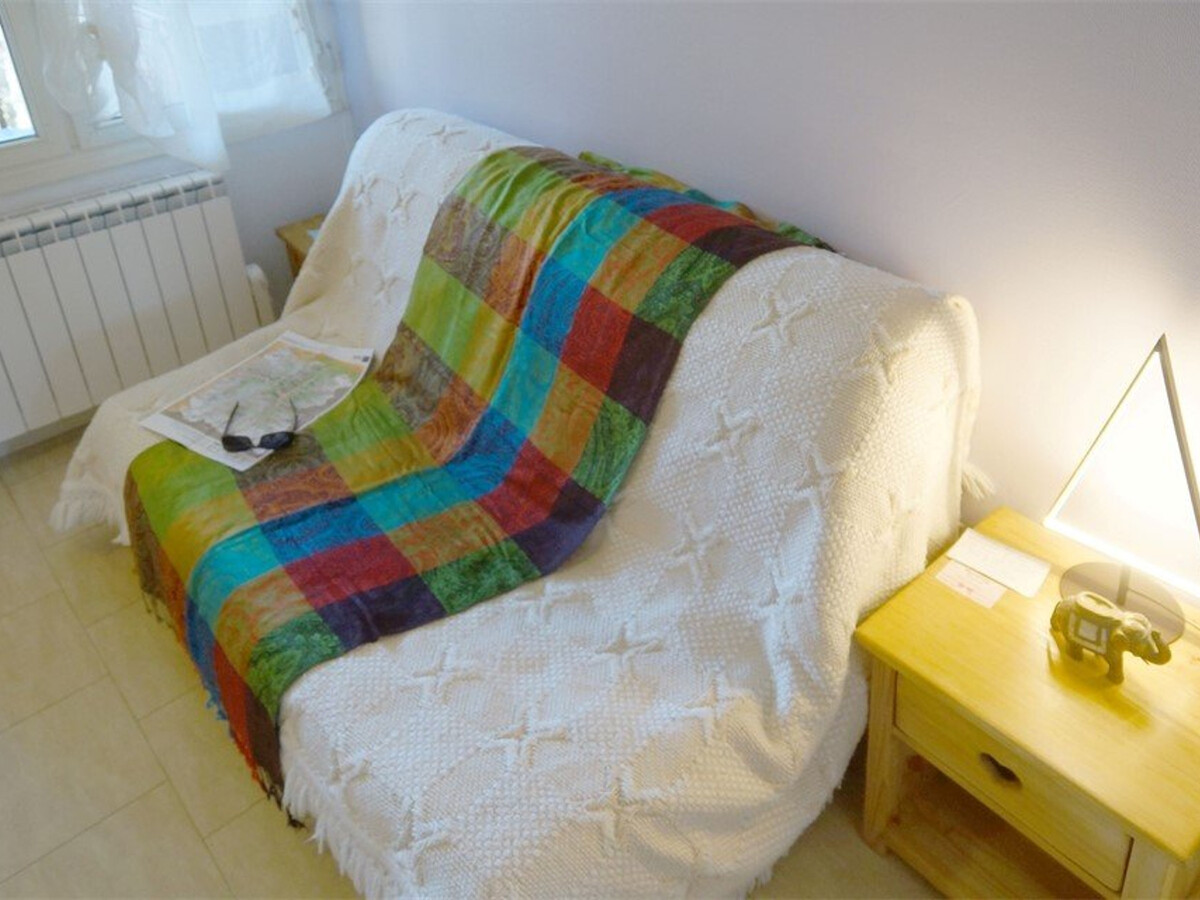 Studio cabine 25 m² balcon sud, parking privé à Bagnères-de-Luchon - Photo 6