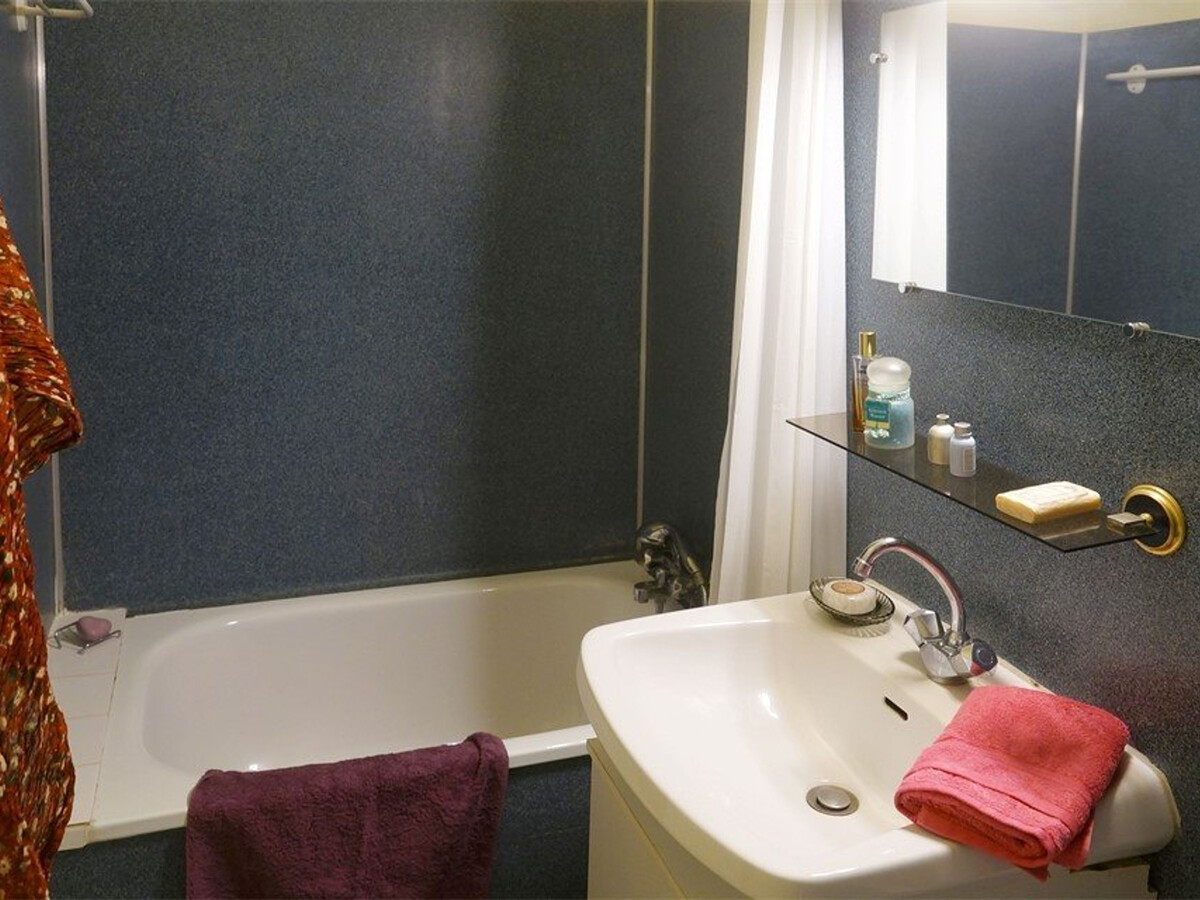 Studio cabine 25 m² balcon sud, parking privé à Bagnères-de-Luchon - Photo 8