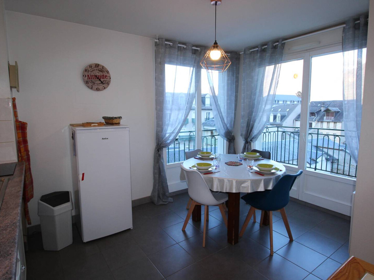 Appartement 55 m² centre Luchon, 6 pers, balcon - Photo 2