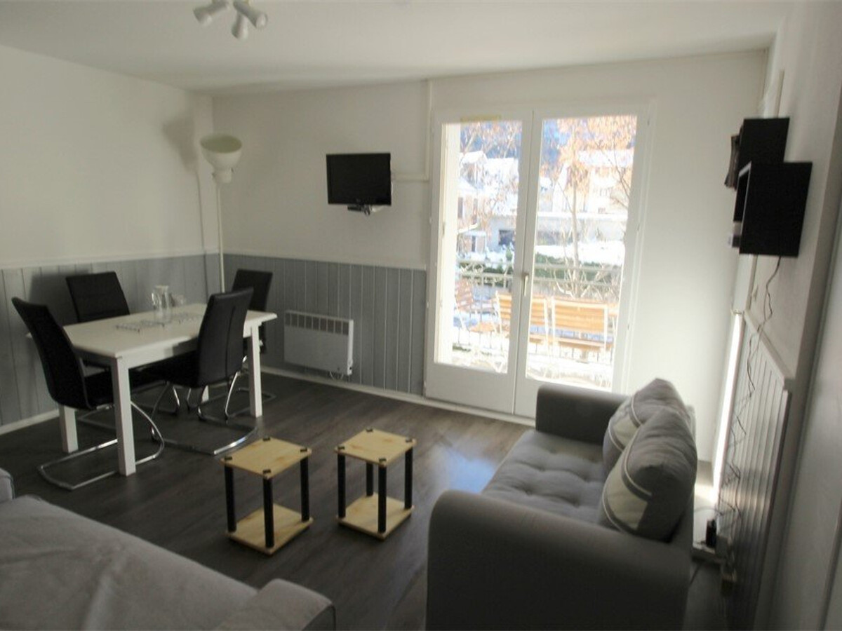 Appartement 2 pièces cabine avec balcon, parking à Bagnères-de-Luchon - Photo 1