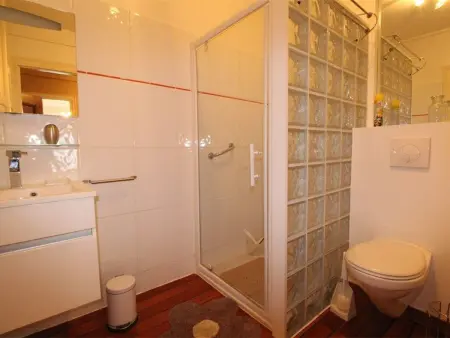 T2 ensoleillé 70 m² face aux thermes à Luchon : photo 12