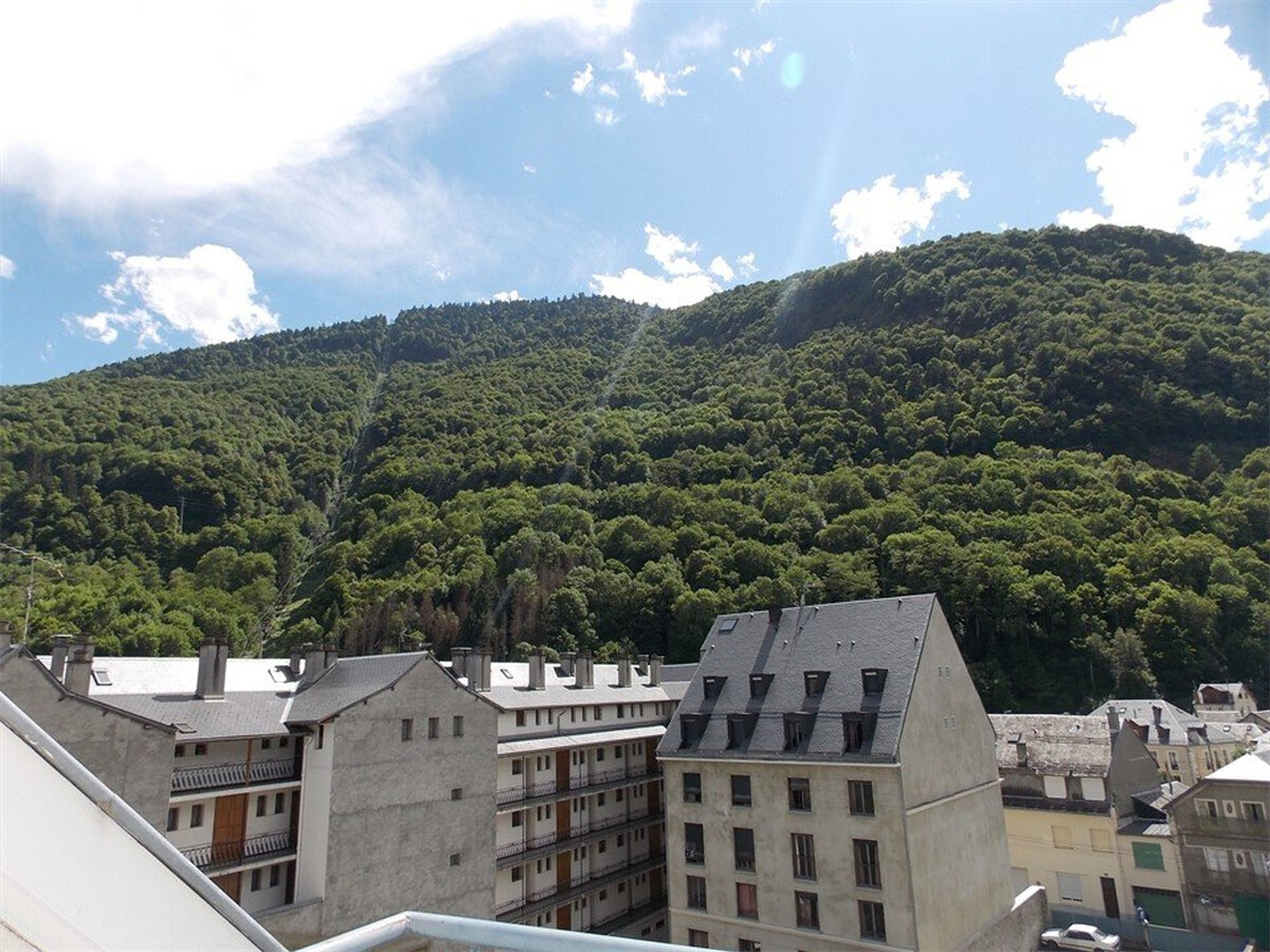 T2 27m² vue montagne, balcon, parking à Bagnères-de-Luchon - Photo 11