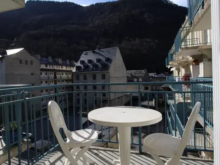Studio cabine calme avec balcon vue montagne à Bagnères-de-Luchon : photo 7
