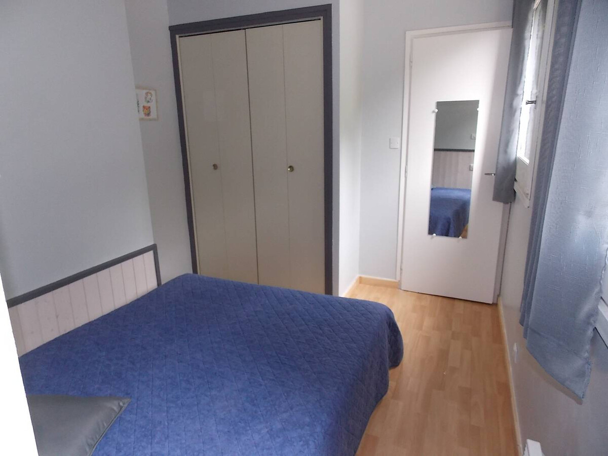 T2 Luchon centre-ville, loggia sud, parking couvert - Photo 4