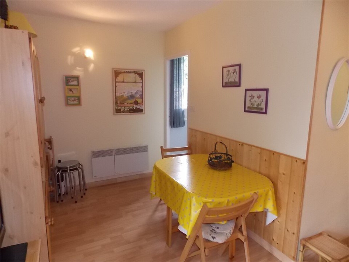 T2 Luchon centre-ville, loggia sud, parking couvert - Photo 7