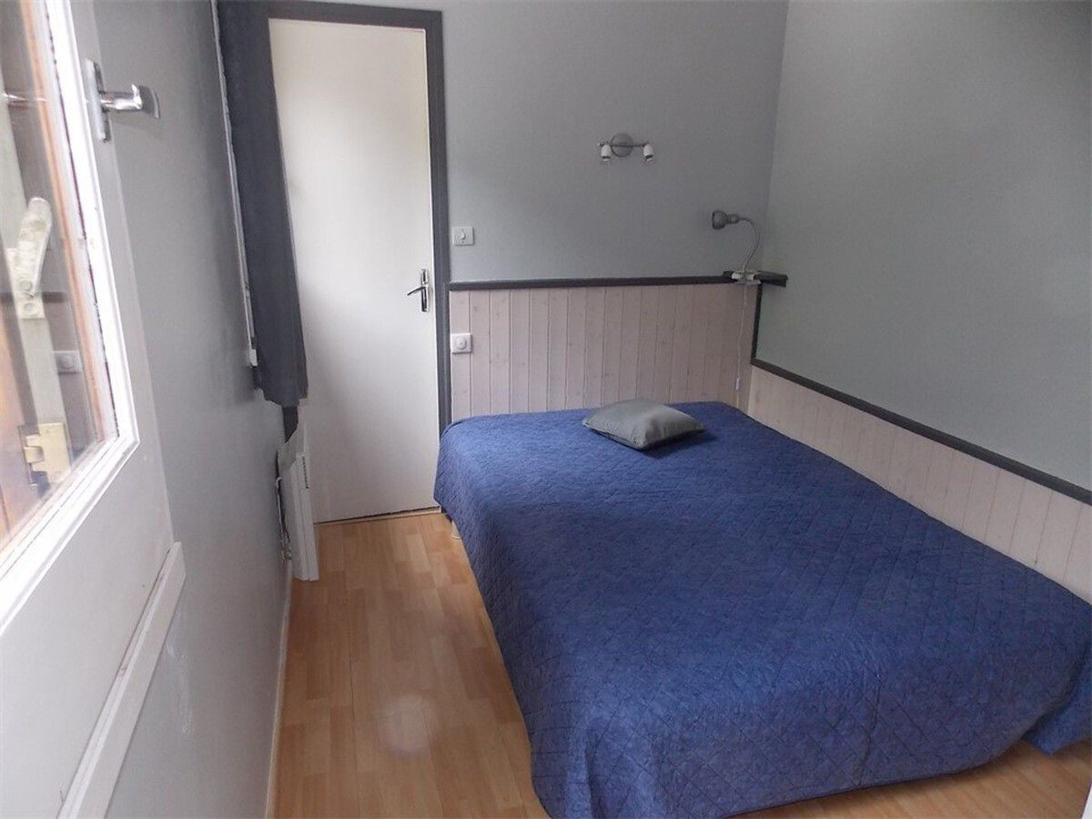 T2 Luchon centre-ville, loggia sud, parking couvert - Photo 9
