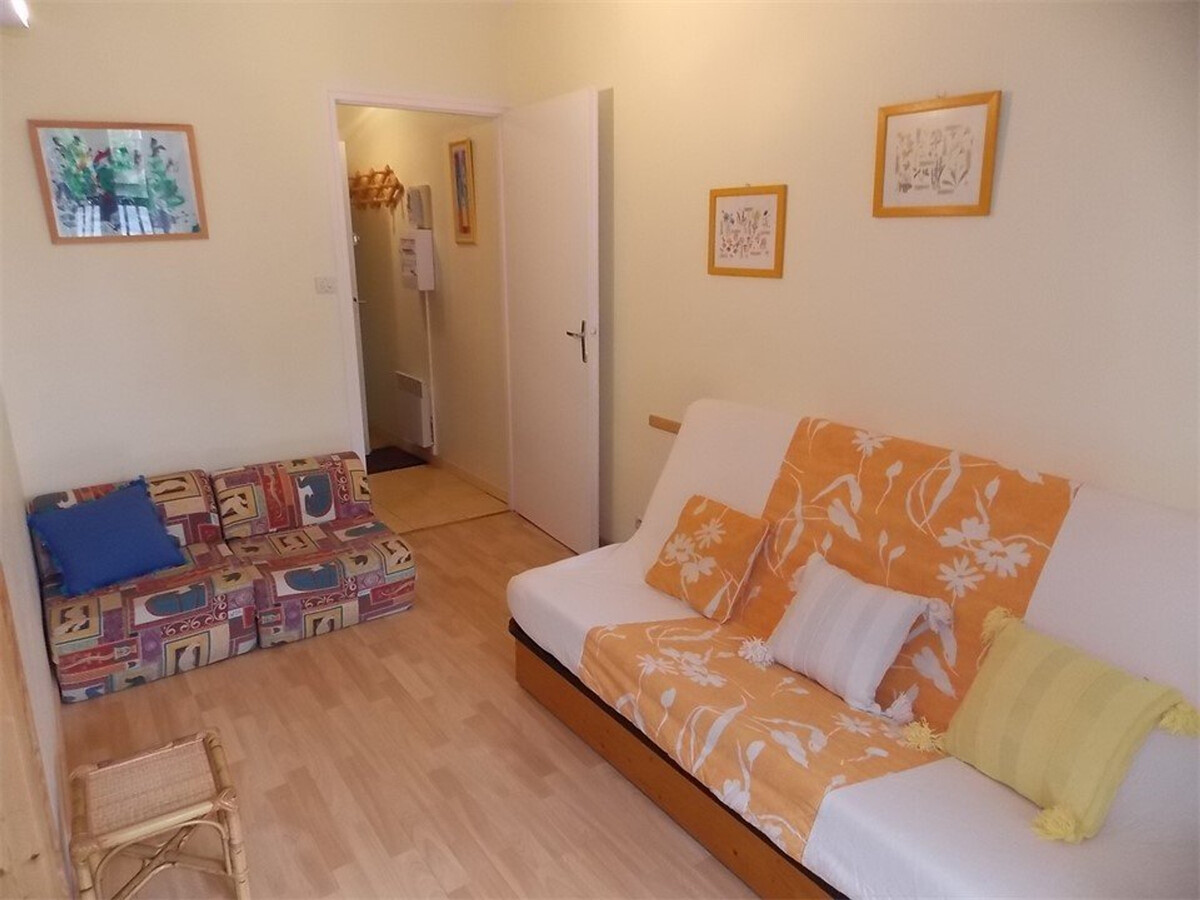 T2 Luchon centre-ville, loggia sud, parking couvert - Photo 11
