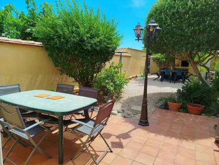 Location appartement à Saint Cyprien, Charmant pavillon climatisé avec parking proche plage