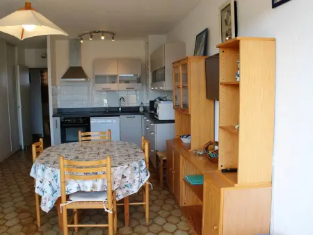 Spacieux T3 tout confort entre port et plage à Saint-Cyprien avec terrasse et parking privé : photo 2
