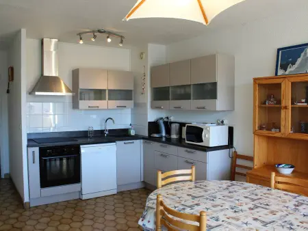 Spacieux T3 tout confort entre port et plage à Saint-Cyprien avec terrasse et parking privé : photo 3